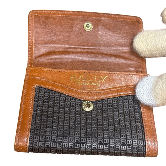 Men’s Bally International vintage wallet. Black & brown.